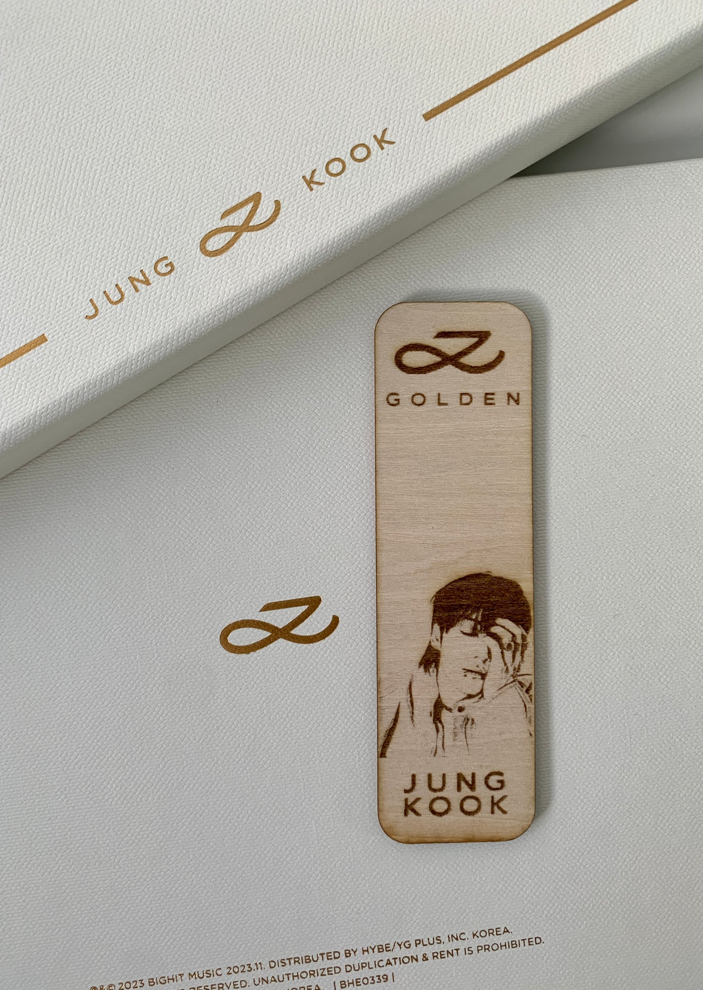 Engraved wooden bookmark - Jungkook GOLDEN inspired